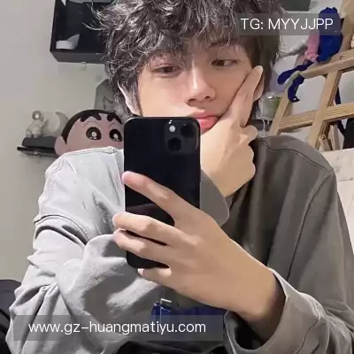 成菲笛